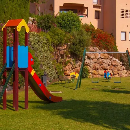 Stunning 4 Bed Duplex In Calahonda With Sea Views * Marbella